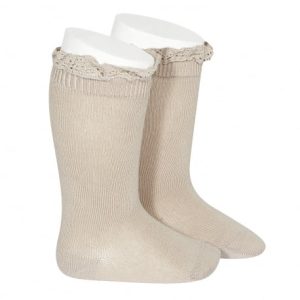 Meias lisas altas – renda no punho